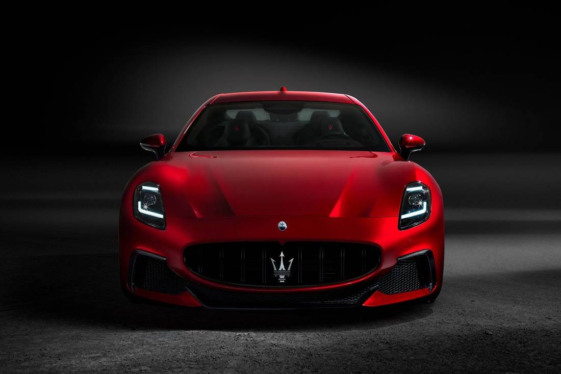 Maserati-GranTurismo2022-Front