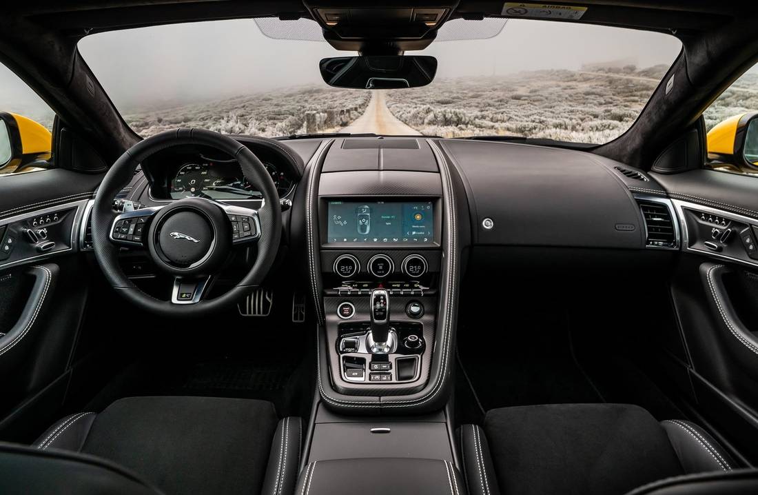 jaguar-f-type-interior