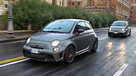 Abarth 695 Informatie Prijzen Vergelijkbare Modellen Autoscout24 Abarth 695 Informatie Prijzen Vergelijkbare Modellen Autoscout24