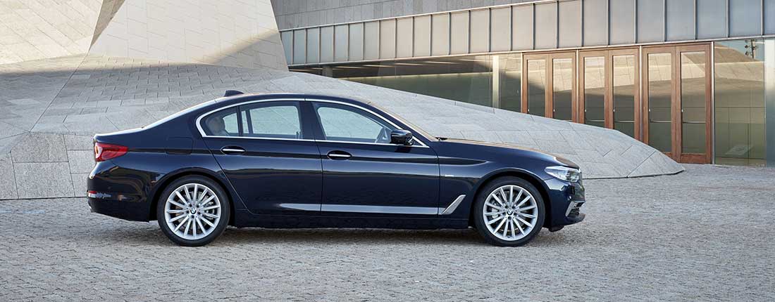 spiegel discretie trek de wol over de ogen BMW 5 Serie - informatie, prijzen, vergelijkbare modellen - AutoScout24