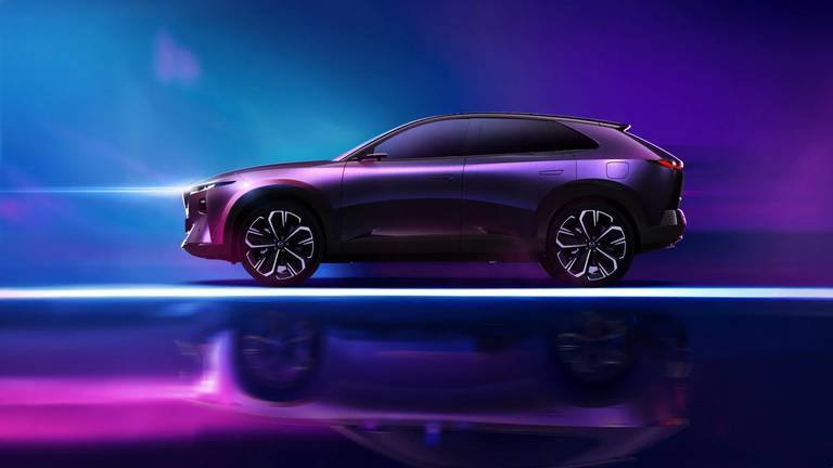 waarom-deze-gloednieuwe-ev-van-mazda-je-bekend-voorkomt-2025-02