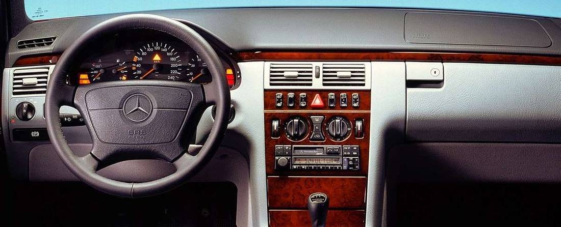 mercedes-benz e 290 3