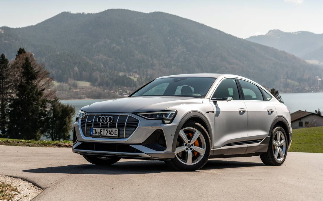 audi-e-tron-sportback-front