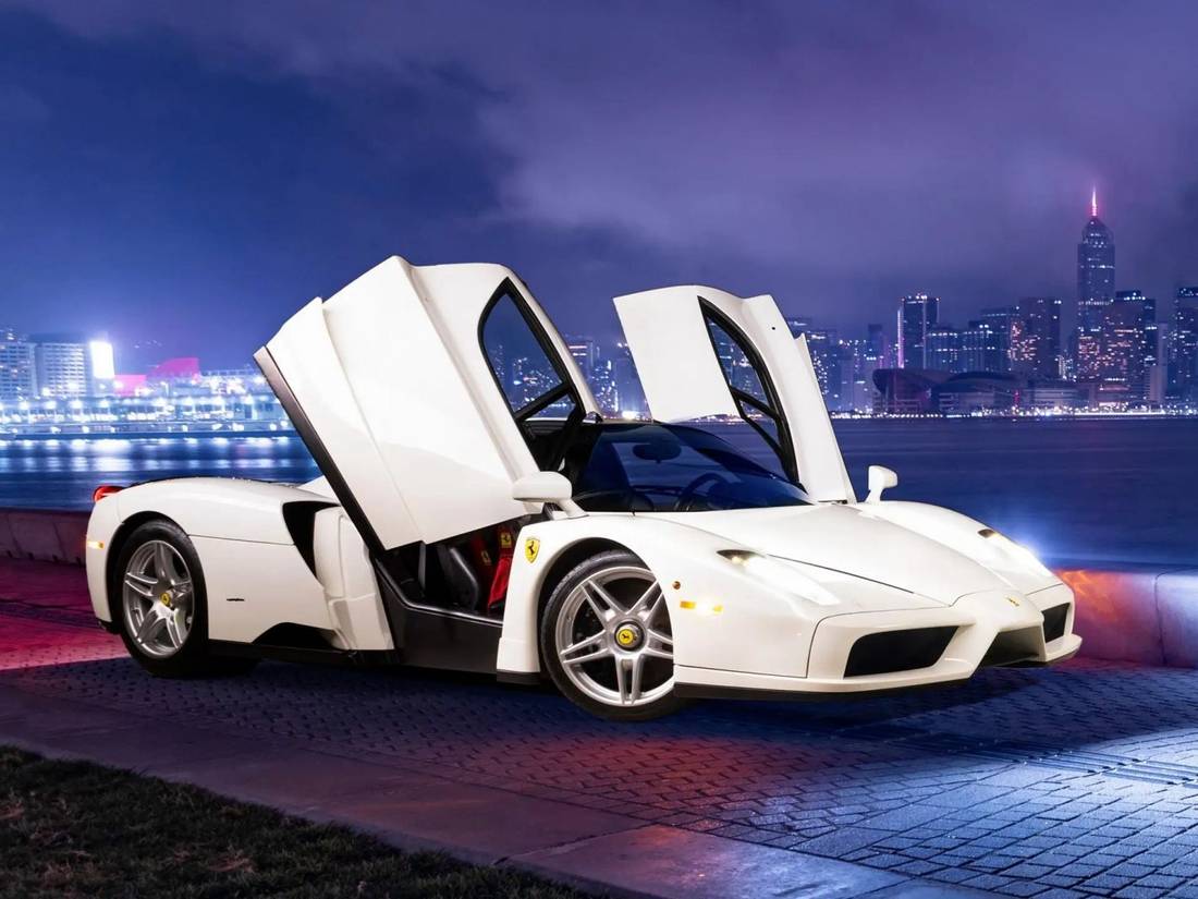 Altijd al een Miami Vice-witte Ferrari Enzo willen hebben? Dan hád je de kans