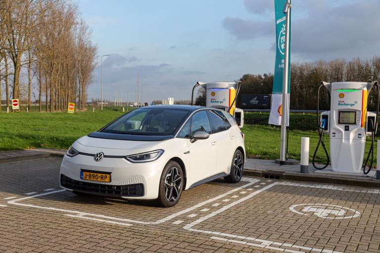 door-deze-slimme-truc-van-lg-wordt-jouw-volgende-ev-goedkoper-2024-03