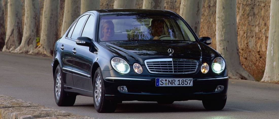mercedes-benz_e_240_1