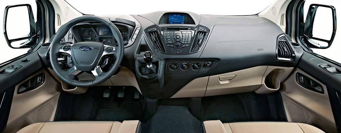 ford-tourneo-l-02
