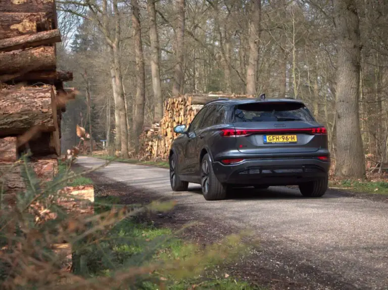 Audi Q6 e-tron 2
