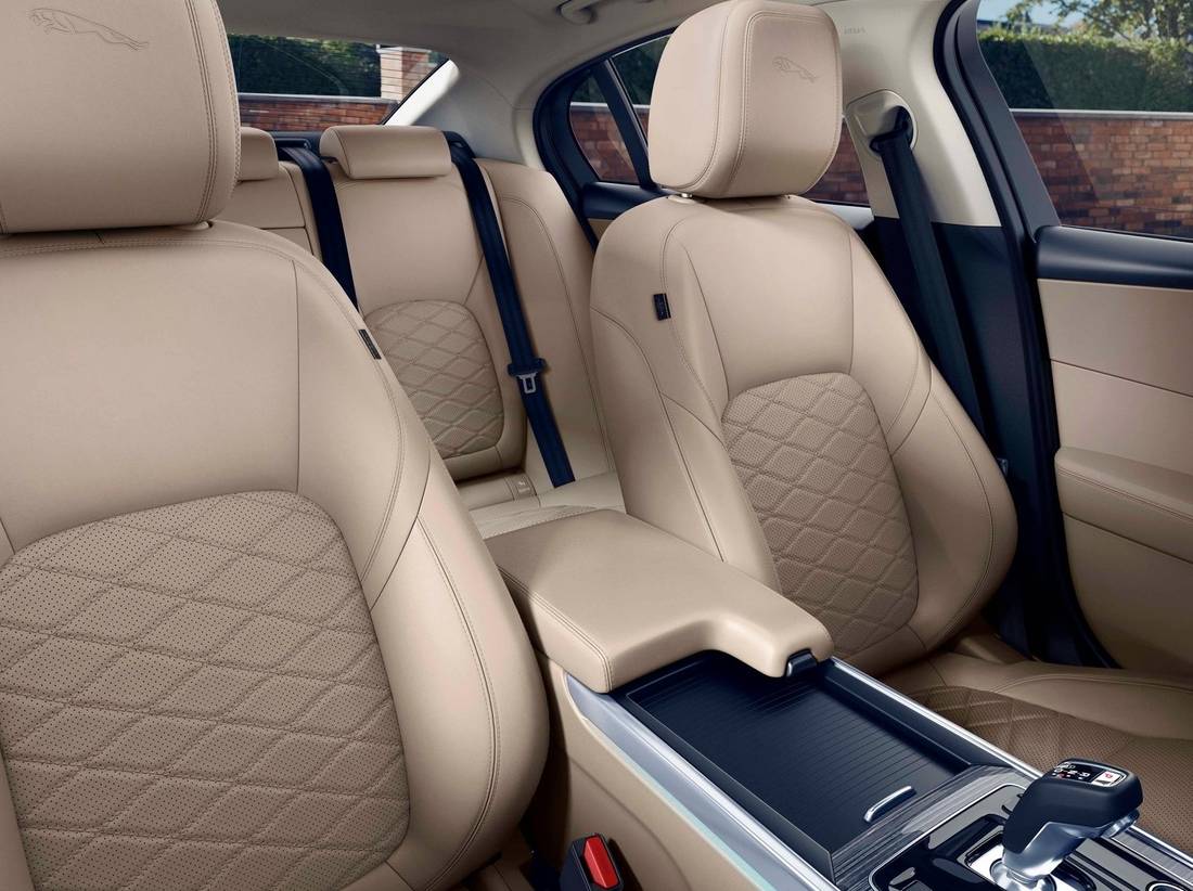 jaguar-xe-seats