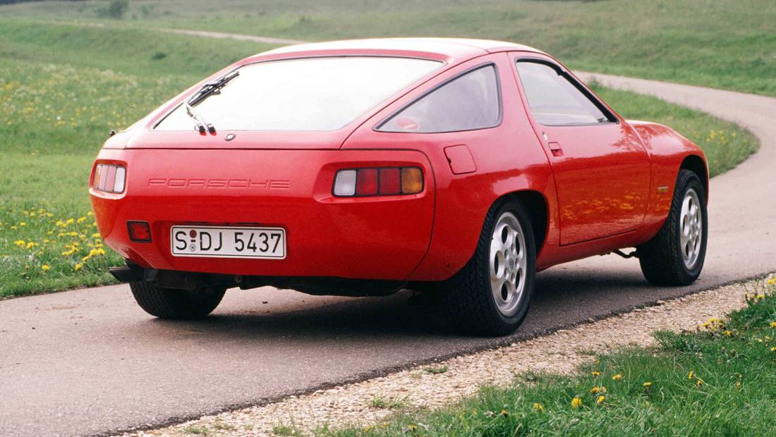 porsche-928-back