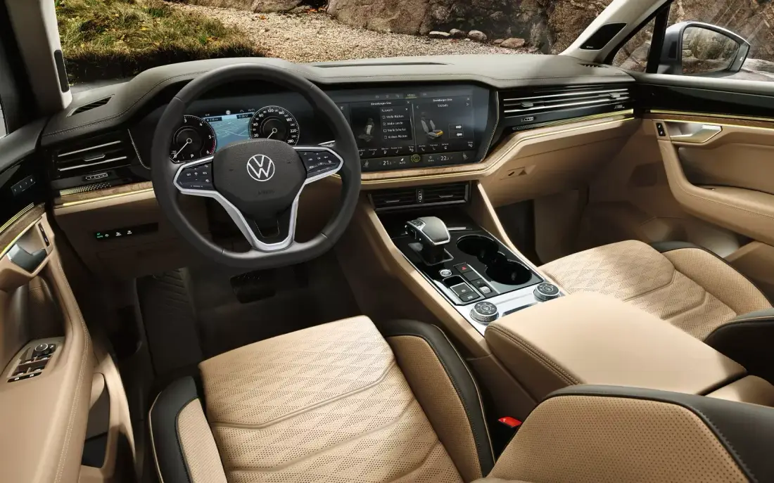 volkswagen-touareg-interior