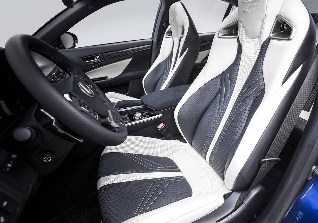 lexus-gs-f-seats