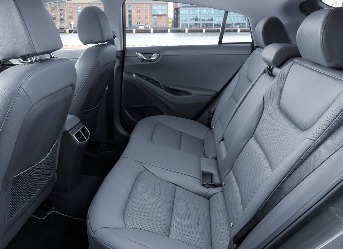 hyundai-ioniq-seats