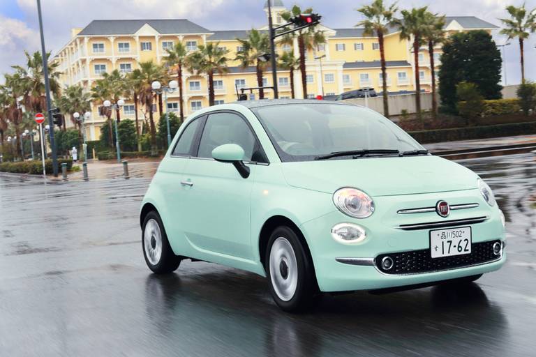 omgekeerde-wereld-fiat-wil-benzinemotor-in-een-ev-lepelen-2024-04