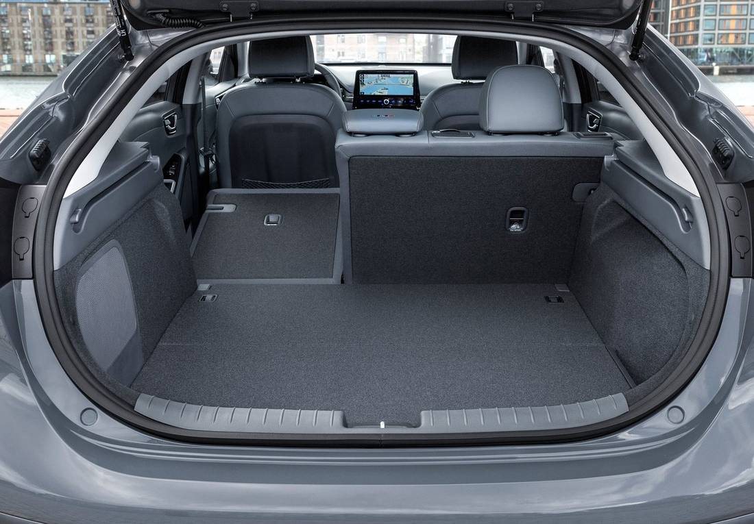 hyundai-ioniq-trunk