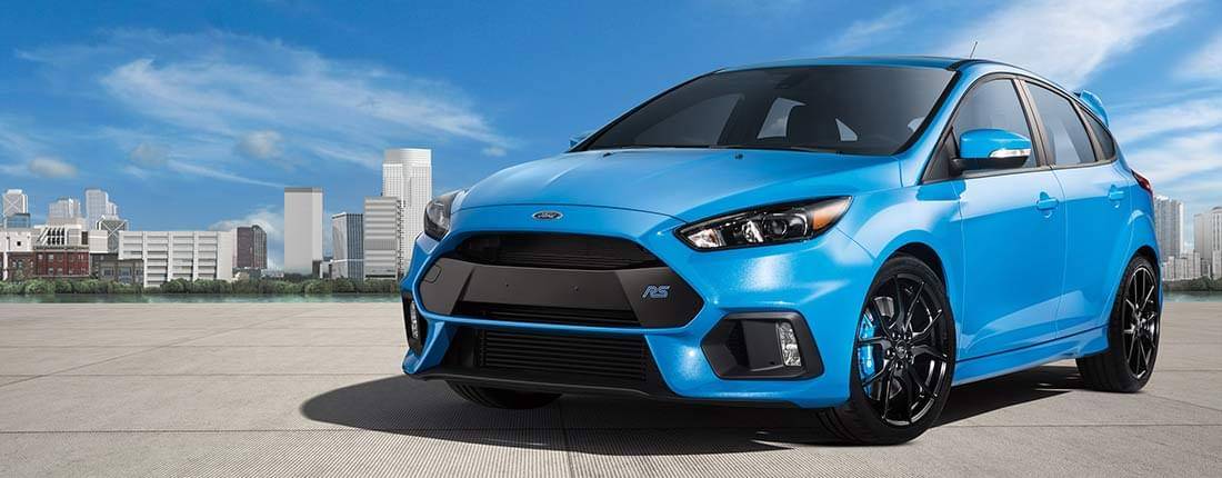 Ford Focus RS: afmetingen, motoren, prijzen en