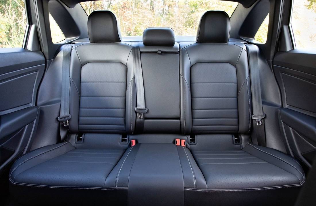 volkswagen-jetta-seats