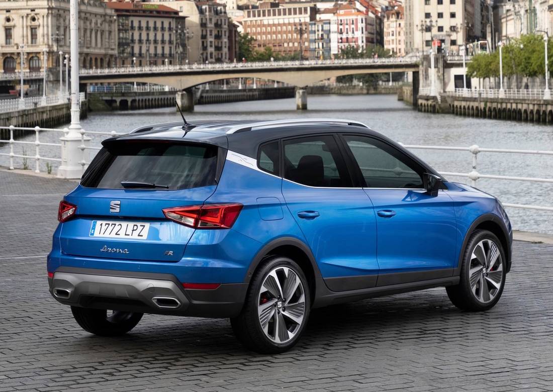 zoete smaak Nationale volkstelling Chinese kool Seat Arona: afmetingen, interieurs, motoren, prijzen en concurrenten -  AutoScout24