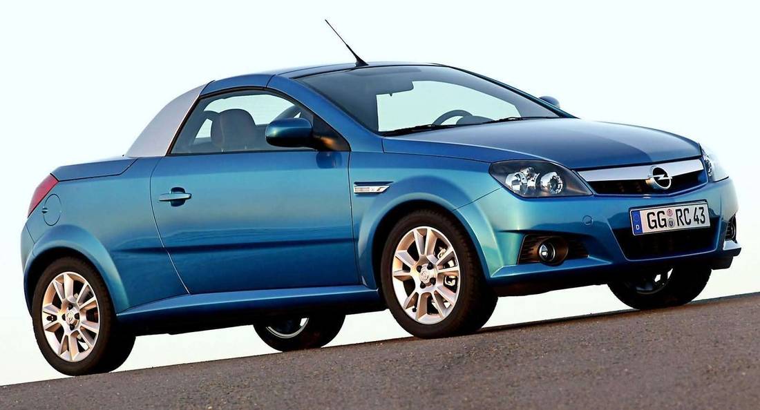 opel-tigra-twintop-side