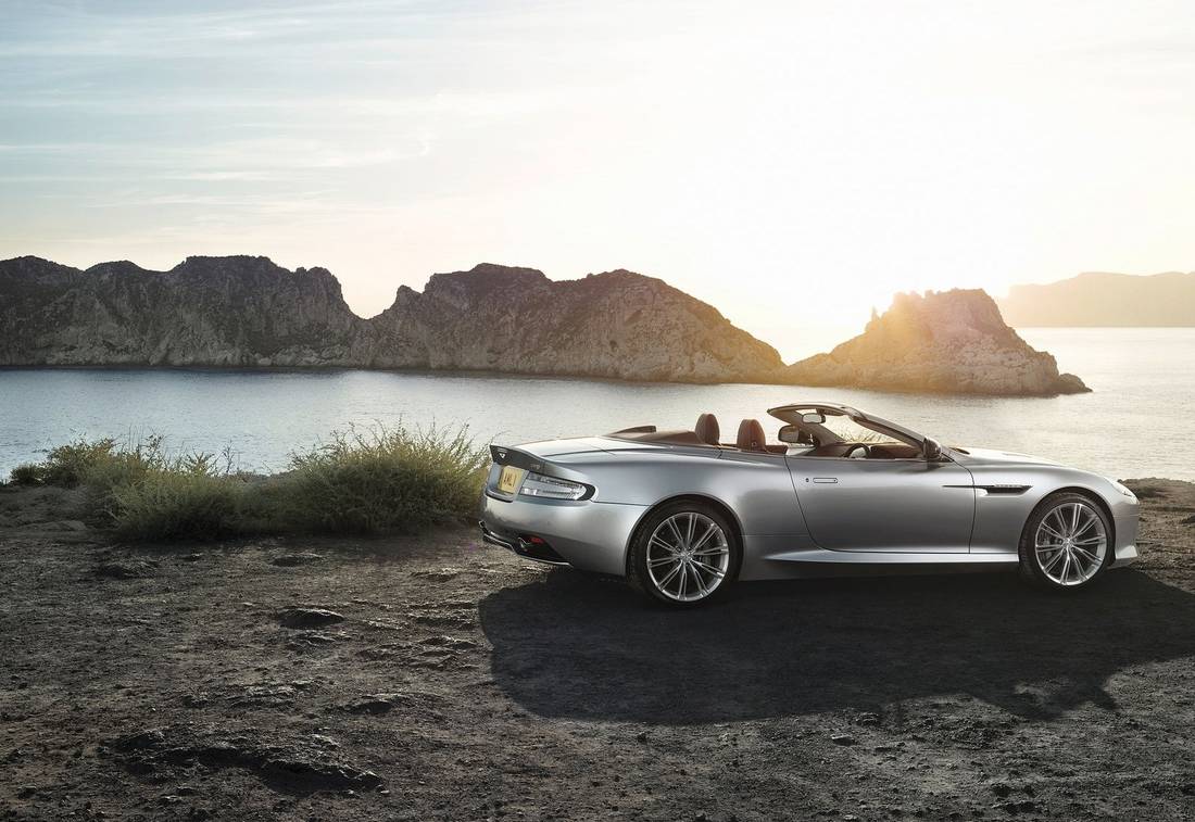 aston-martin-volante-side