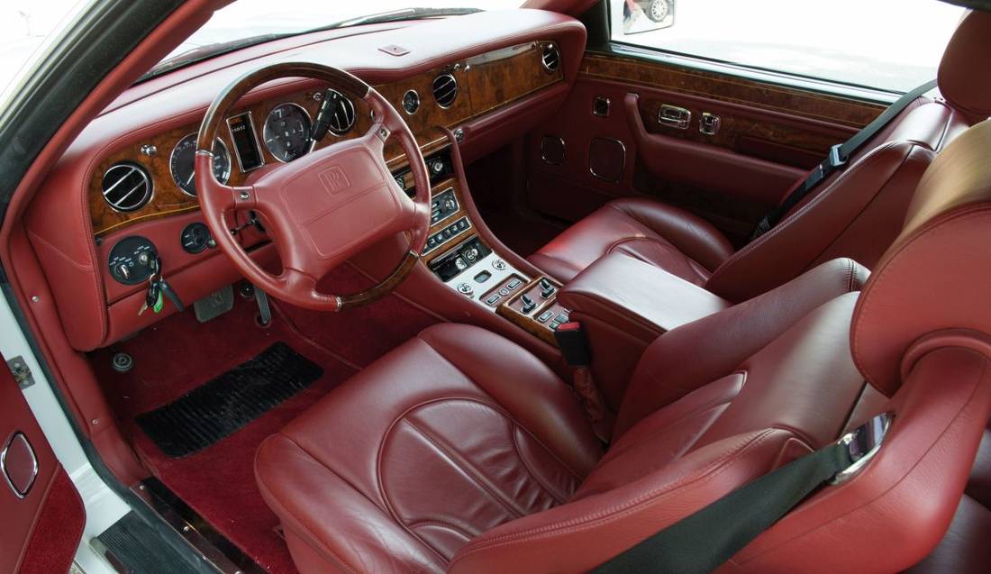 rolls-royce_corniche_3