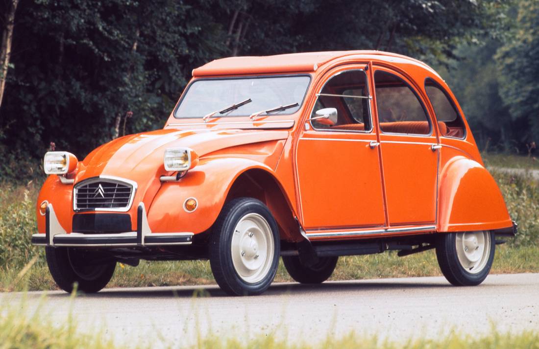 citroen-2cv-overview