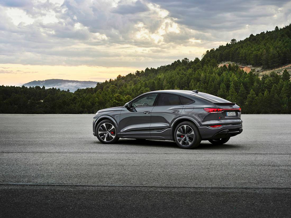 Audi Q6 Sportback e-tron achterkant