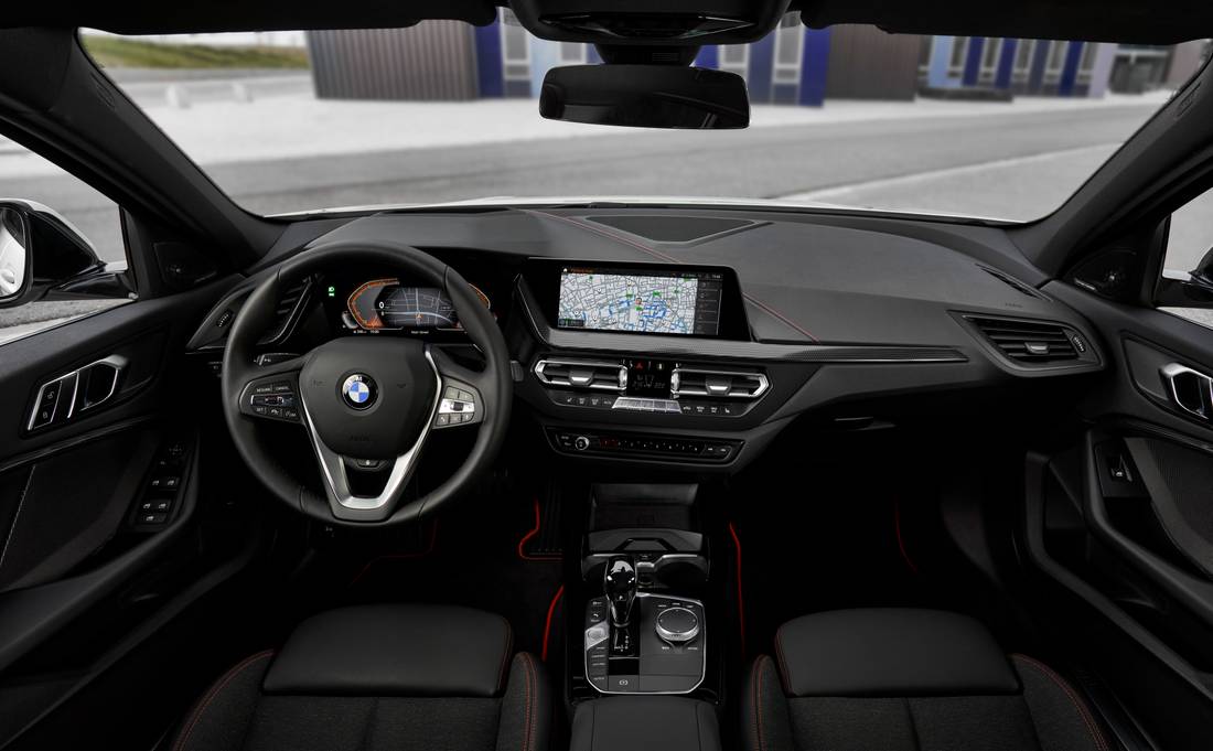 bmw-118i-interior