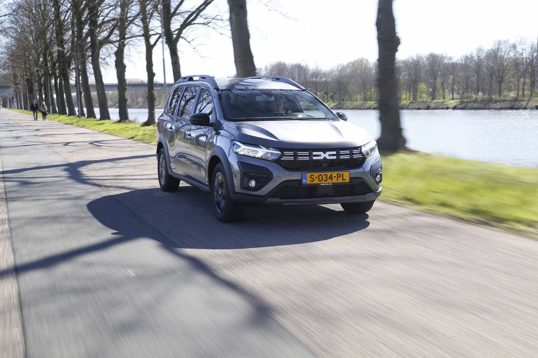 Zó houdt Dacia de prijzen krankzinnig laag