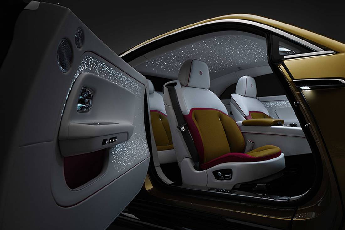 Rolls-Royce-spectre-interior