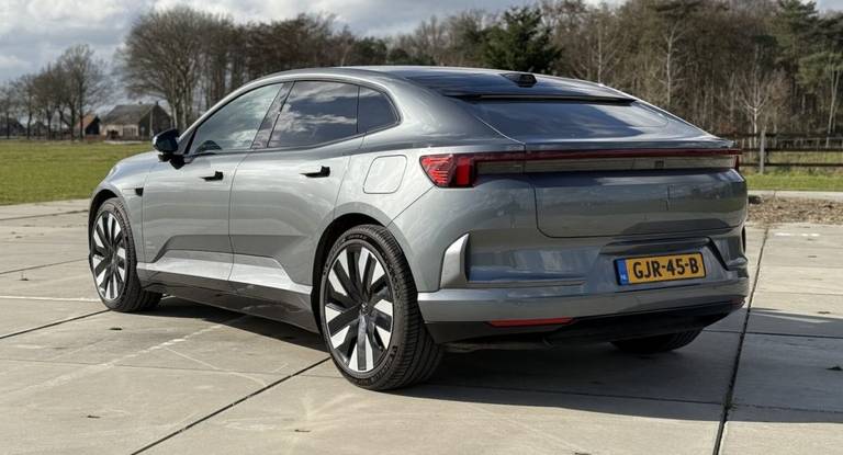 2 - Polestar 4