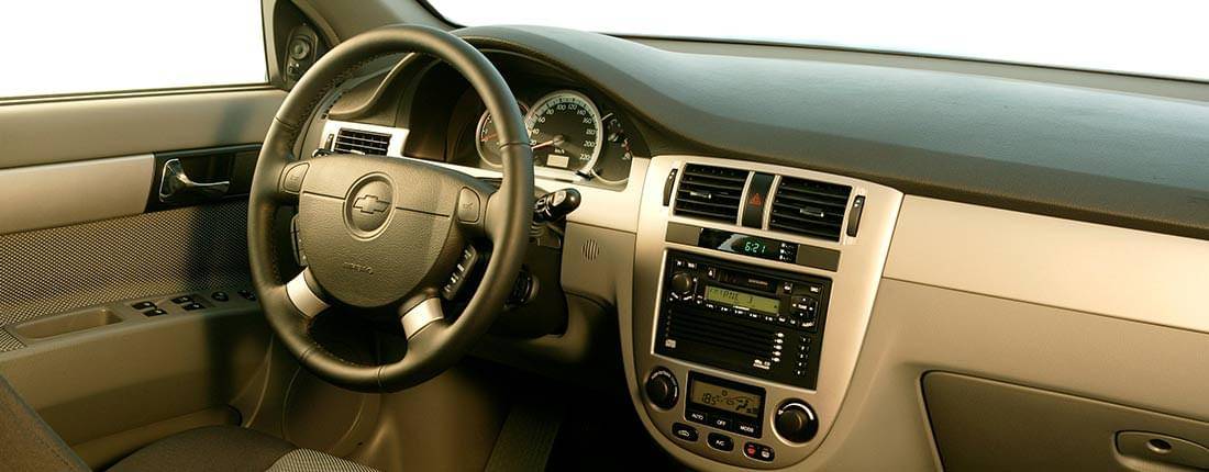 chevrolet-nubira-l-03