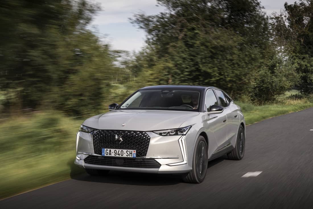 Review: DS 4 E-Tense is meestal comfortabel, maar niet altijd ...