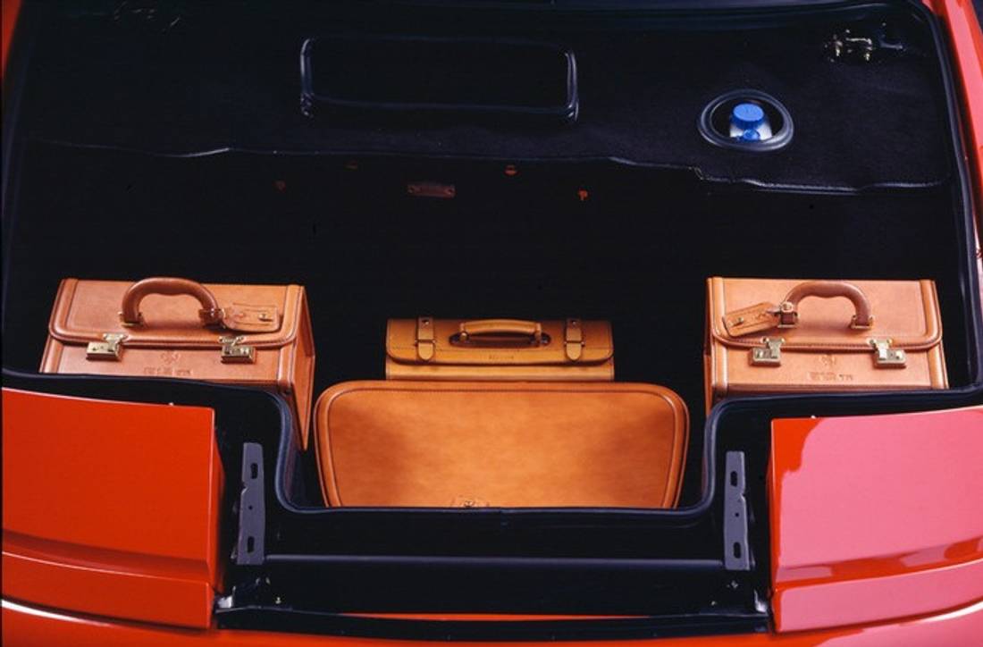 ferrari-512-trunk