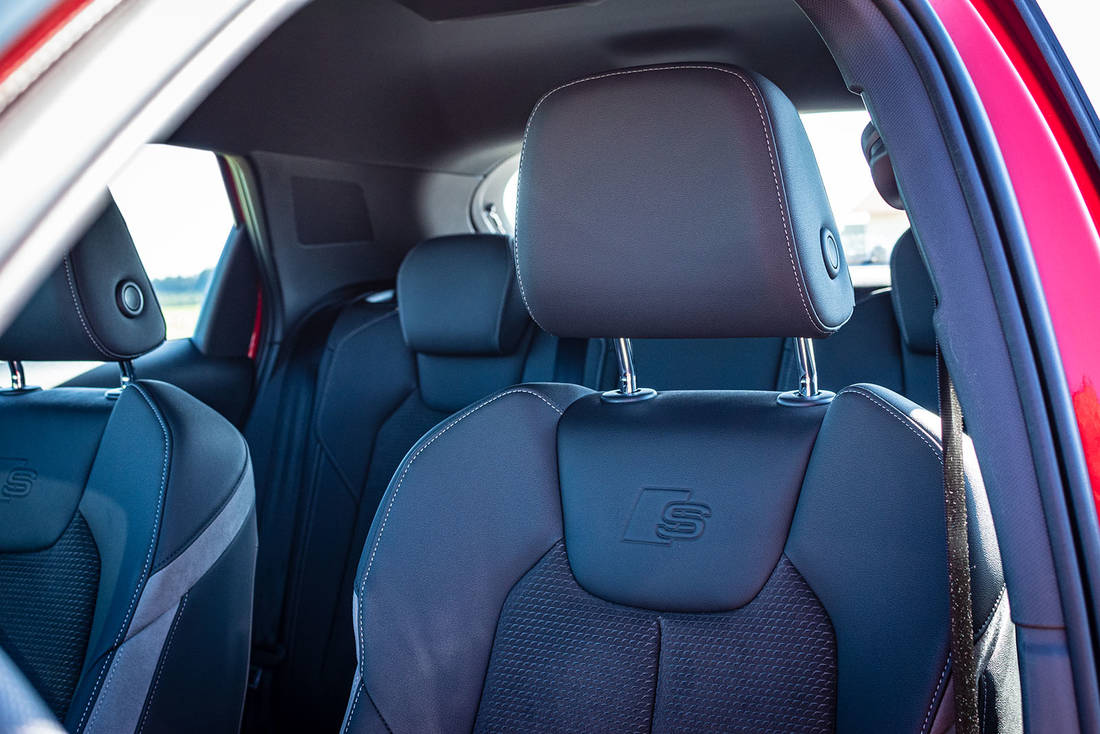 Audi-A1-Front-Seats
