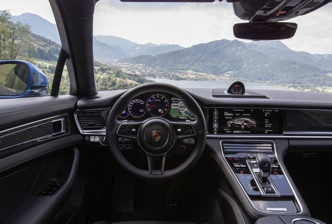 porsche-panamera-interior