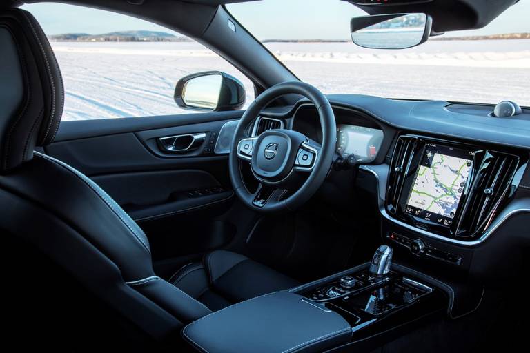 volvo-v60-t8-twin-engine-2019-51-5