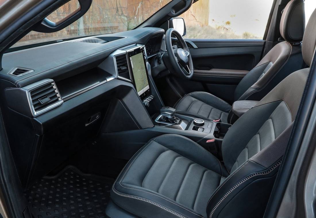volkswagen-amarok-seats