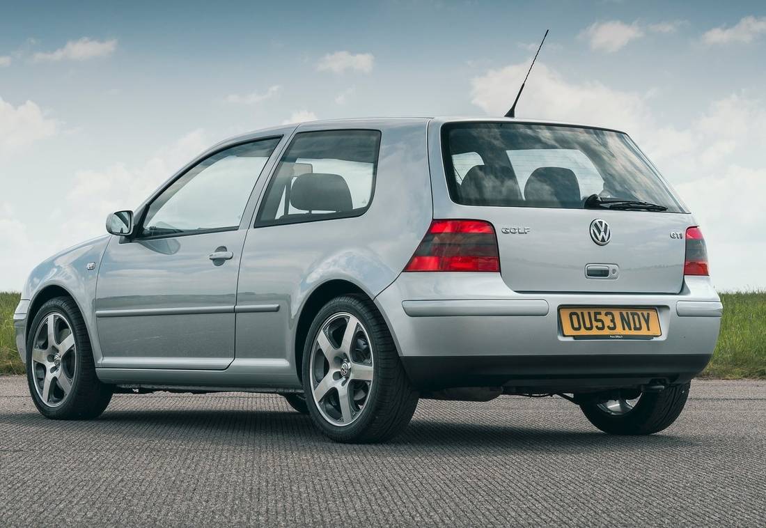 vloeistof Geven Proportioneel Volkswagen Golf 4: afmetingen, interieurs, motoren, prijzen en concurrenten  - AutoScout24