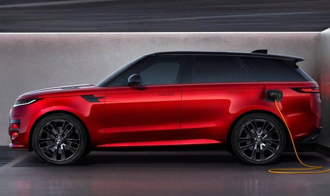 Rover Range Rover afmetingen, interieurs, motoren, en concurrenten - AutoScout24