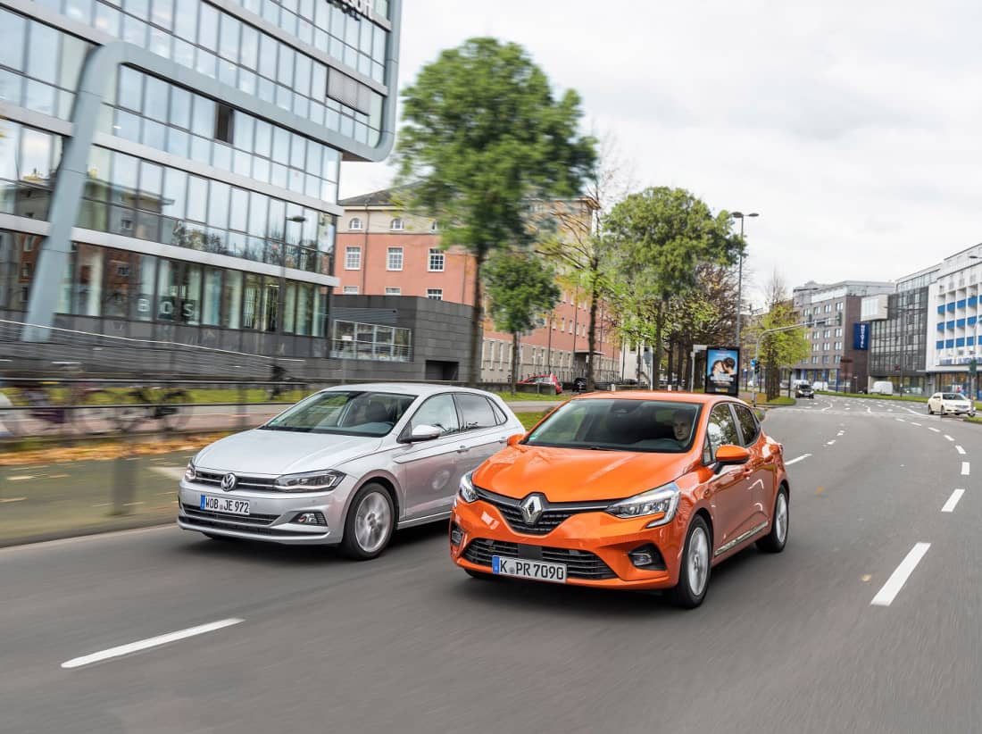 Zo veel duurder is de Volkswagen Polo dan de Renault Clio