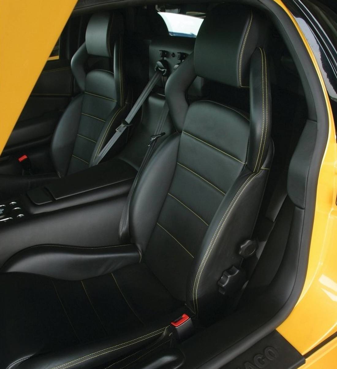 lamborghini-murcielago-seats