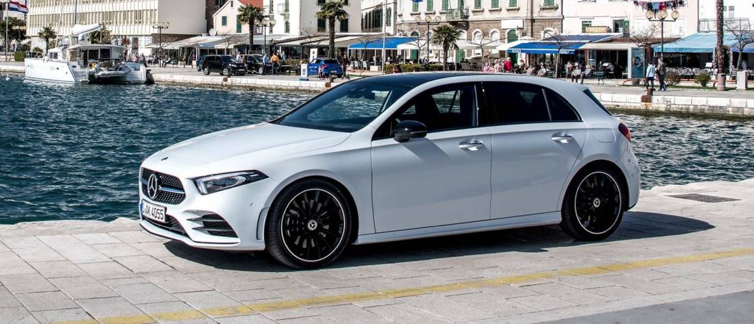 Mercedes-Benz A 220