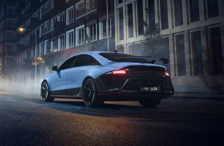 deze-hyundai-doet-iets-wat-je-nooit-voor-mogelijk-hield-2025-03