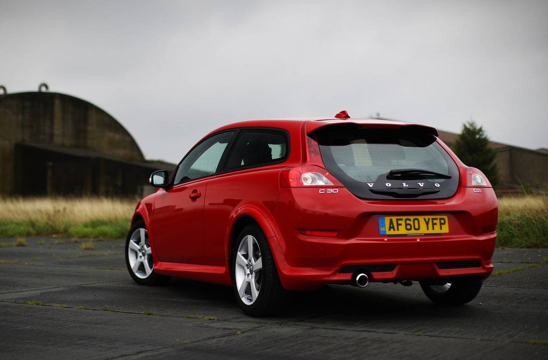 volvo-c30-back