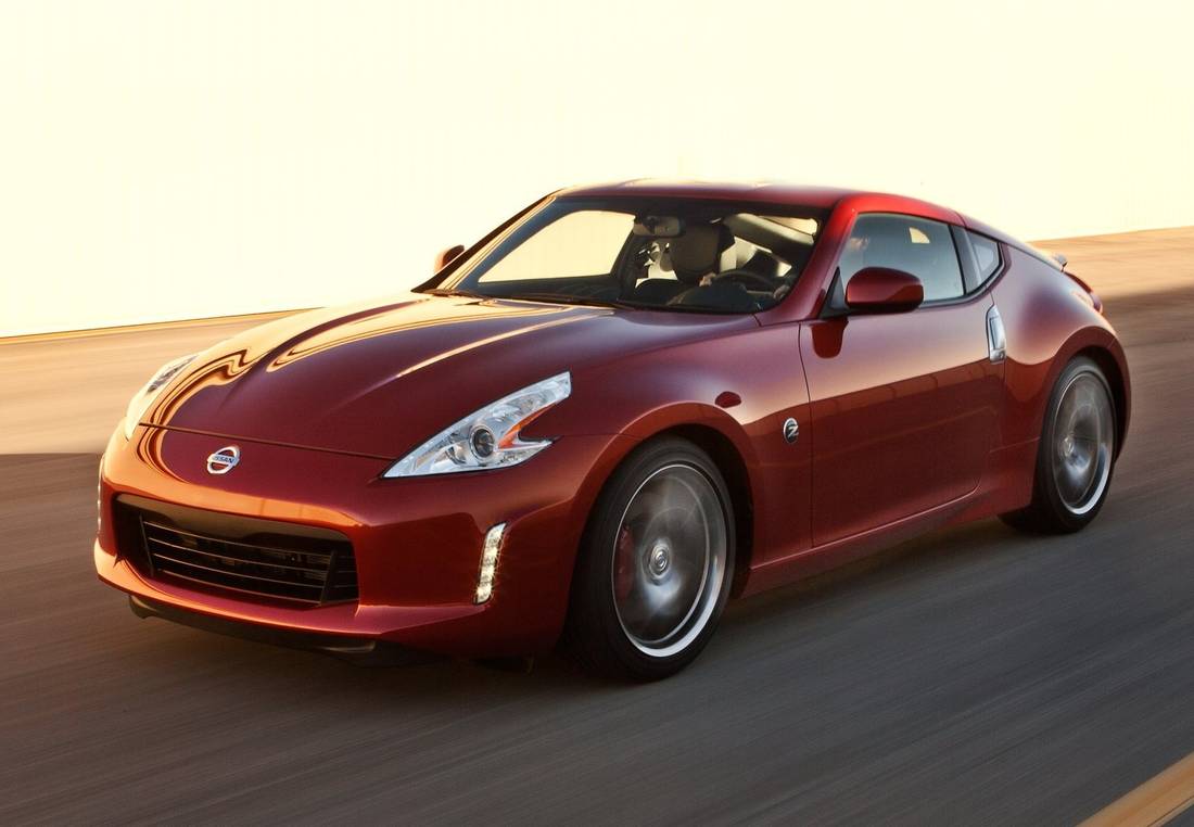 nissan-370z-front