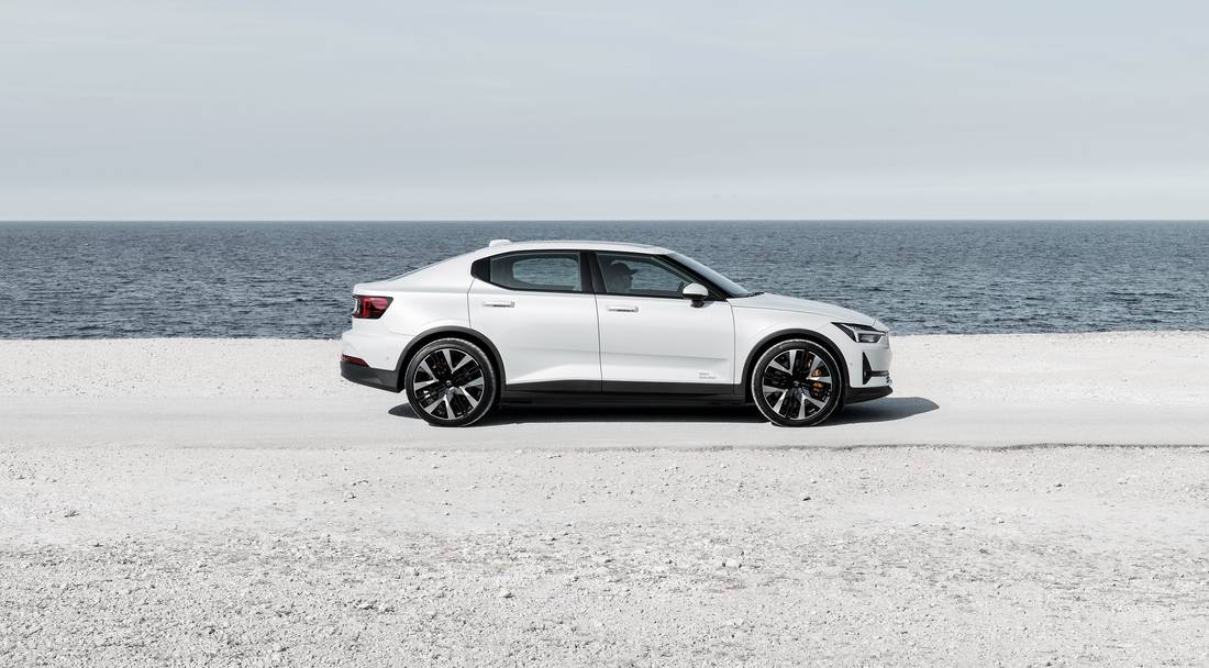 polestar-2-side