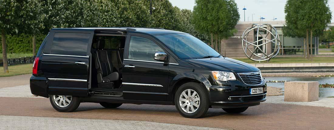 chrysler-grand-voyager-l-01