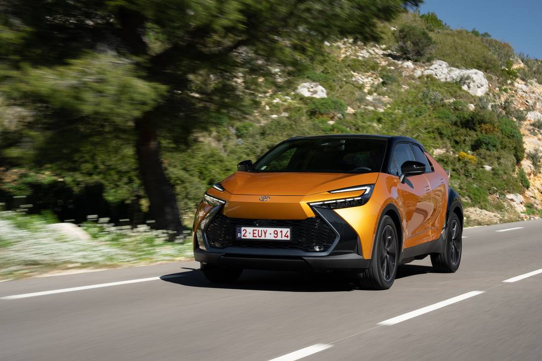 Toyota C-HR plug-in hybrid (2024) review - waarom de prijs een beetje vreemd is