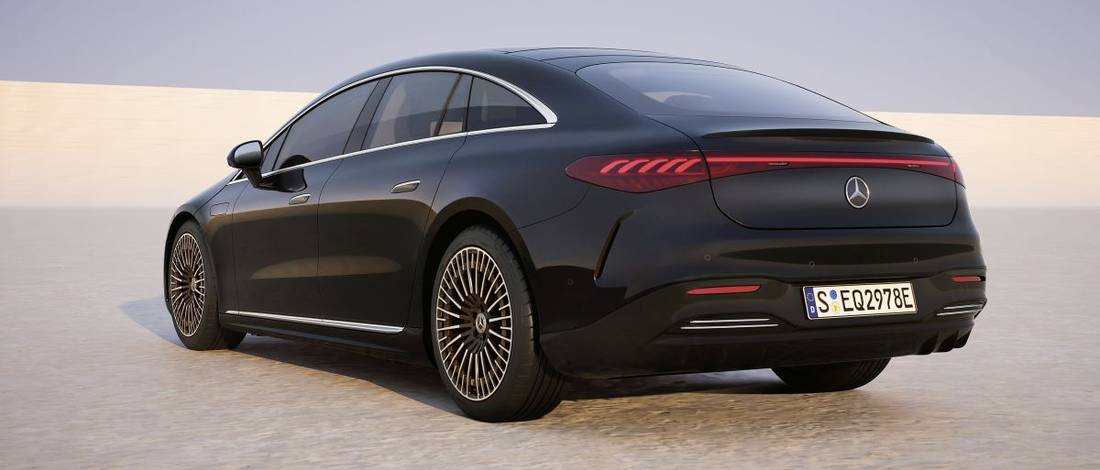 mercedes-benz_eqs_2